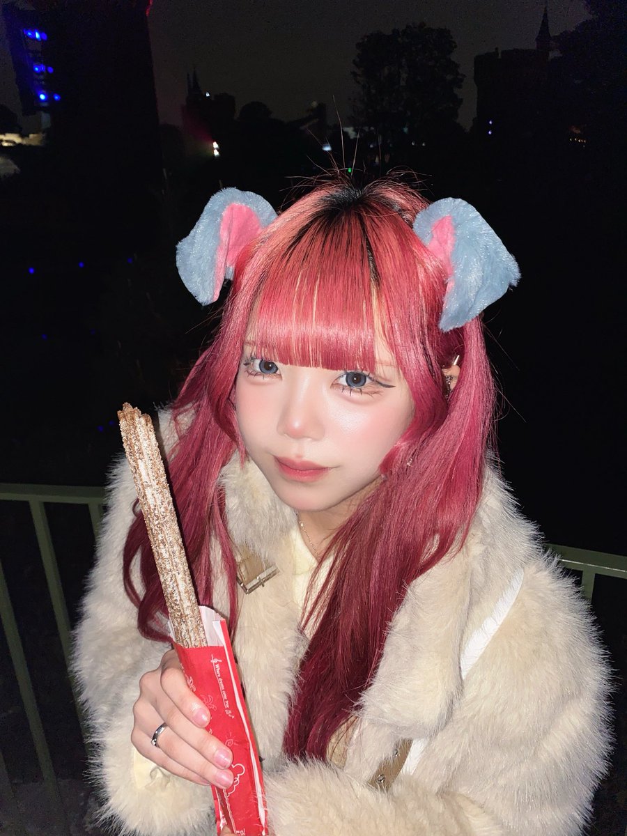 ud9_ox's tweet photo. クリスマス早くならないかな🎅

#ミナミコンカフェ https://t.co/dPRyfMpWXZ