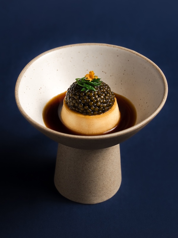 MichelinGuideUK's tweet photo. The MICHELIN Guide Dubai Selection Nearly Doubles in Size in its Fifth Edition

Discover all the highlights from the fifth edition of the MICHELIN Guide Dubai here: https://t.co/6IgJ44pIv5 https://t.co/gFyMfzVbEm