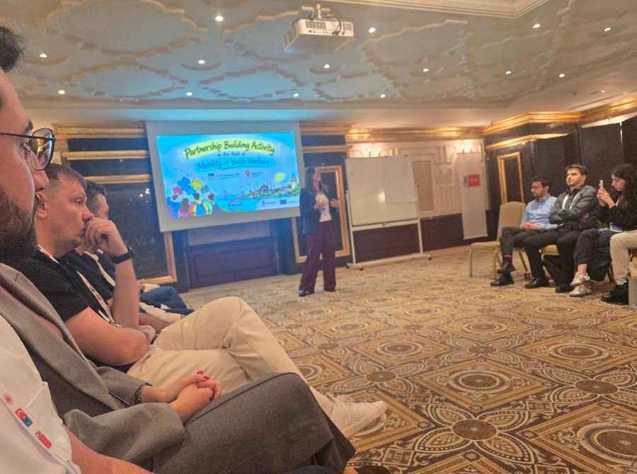 ZavodKROG's tweet photo. New partnerships from Istanbul 🇹🇷

Zavod Krog took part in the #ErasmusPlus Partnership Building Activity in the field of Mobility of Youth Workers.

New connections, exchange of experiences and ideas for future cooperation. 🤝

#ErasmusPlus #YouthWork #PartnershipBuilding #YouthMobility #InternationalPartnerships #Istanbul #ZavodKrog