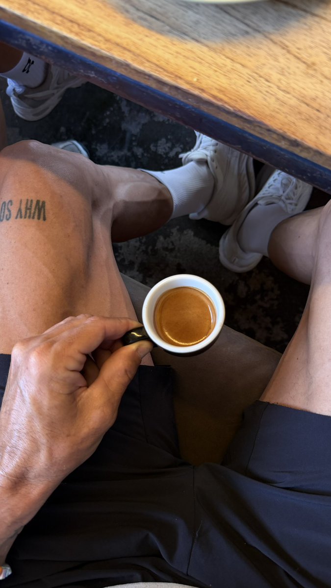 AleixEspargaro's tweet photo. Coffee, gym &amp; Nasi goreng. 💪🇮🇩 https://t.co/puimRcEc0u