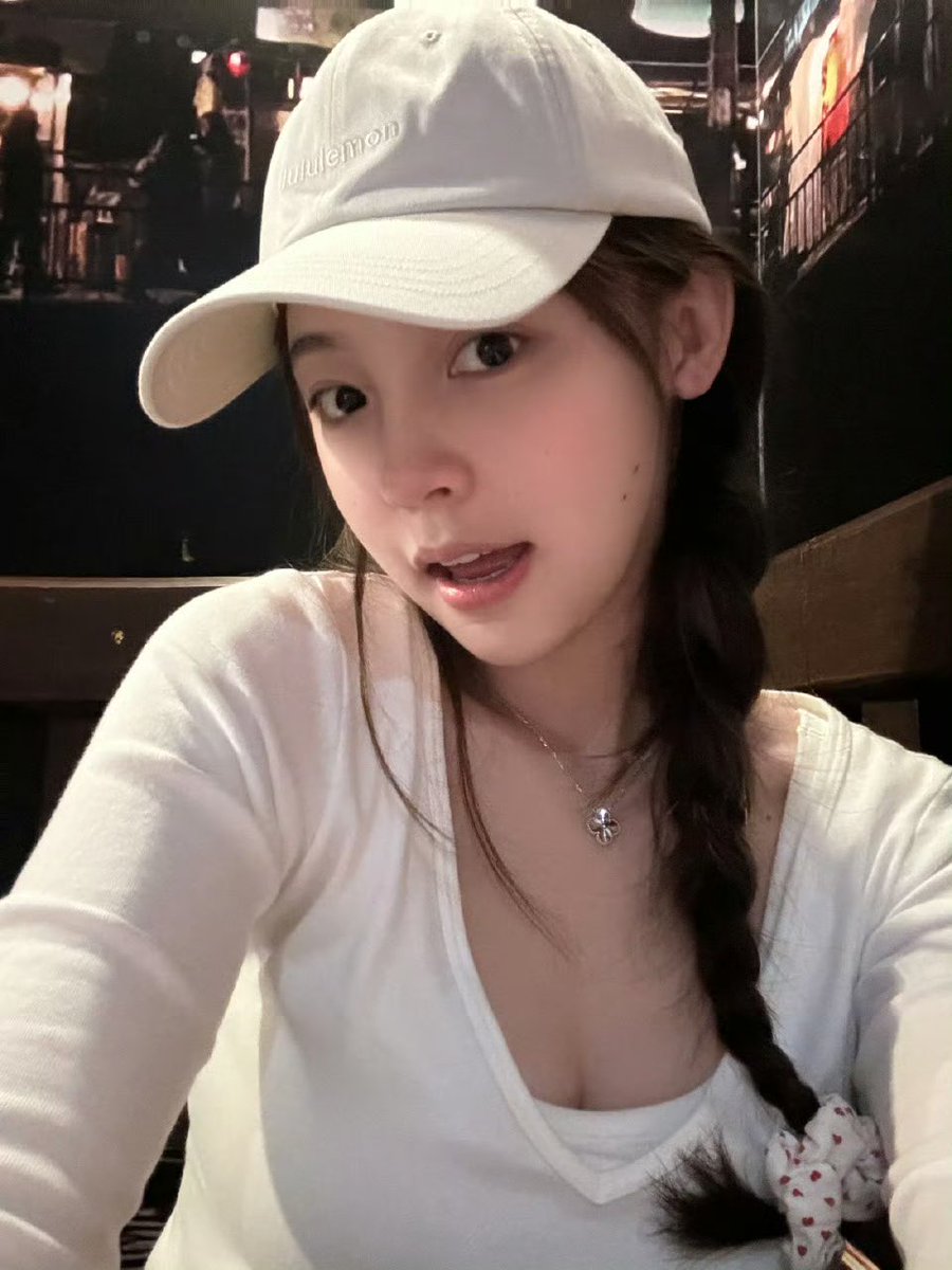 DebraTaylo4edw's tweet photo. 講真的性慾很強  🥵
最近感覺變成慾女ㄌ⋯好想做愛 https://t.co/9W8wEBTl11