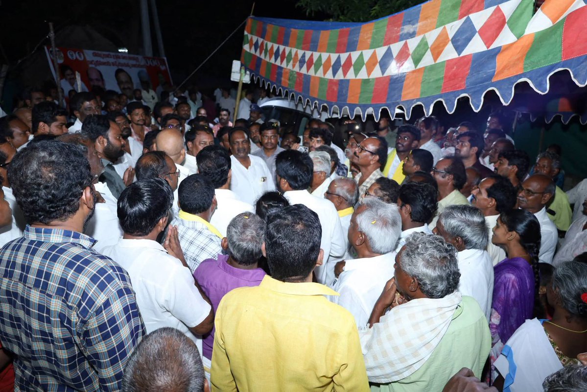 MulpuriKalyani's tweet photo. కృష్ణా జిల్లా, బాపులపాడు మండలం, బొమ్మూలూరు గ్రామంలో మంగళవారం సాయంత్రం(06.10.2026) రూ.16.67 లక్షల పీఏసీఎస్‌ గ్రాంట్‌తో నిర్మించిన పీఏసీఎస్‌ గోడౌన్‌ను, రూ.5.25 లక్షల పంచాయతీ సాధారణ గ్రాంట్‌తో ఏర్పాటు చేసిన సచివాలయ సమావేశ ప్రాంగణాన్ని(1/3) https://t.co/88gb0XoeHI