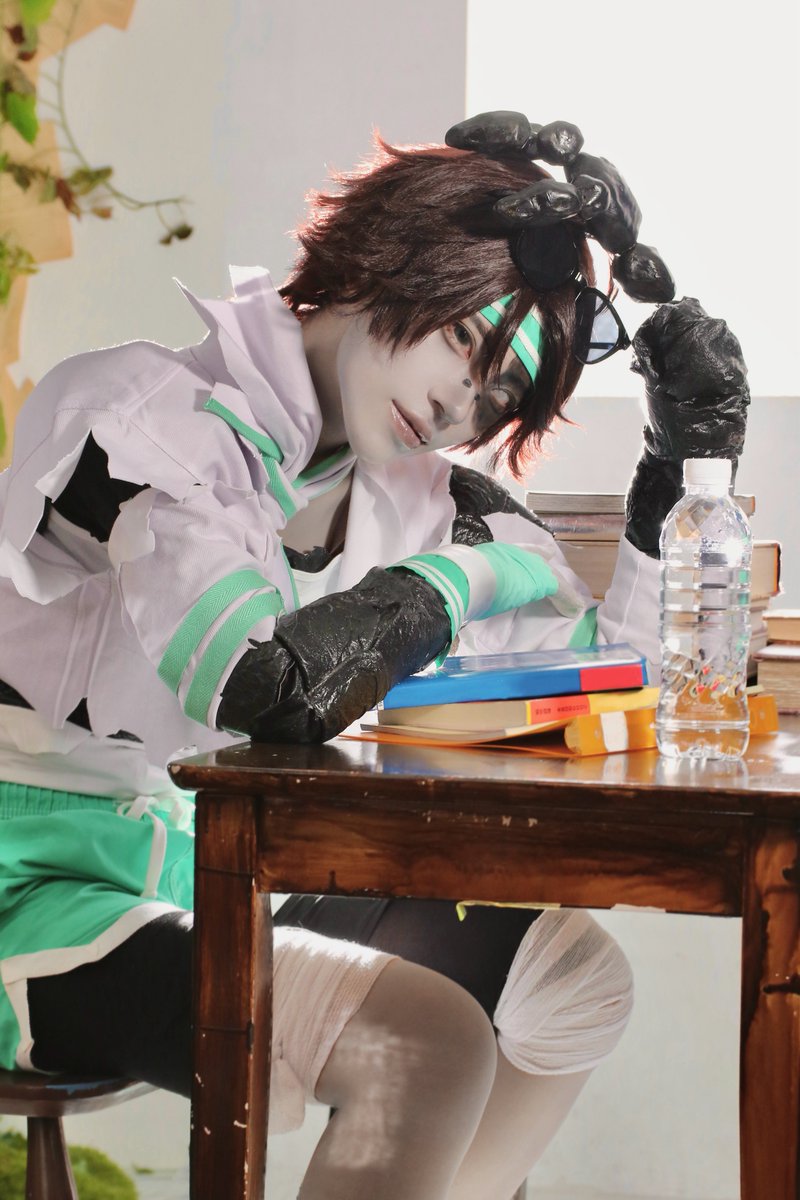 _rrrust_'s tweet photo. コスプレ/第五人格
フールズ・ゴールド　背面跳び

運動会お疲れ様、トレーナー https://t.co/M3ri2aLySL
