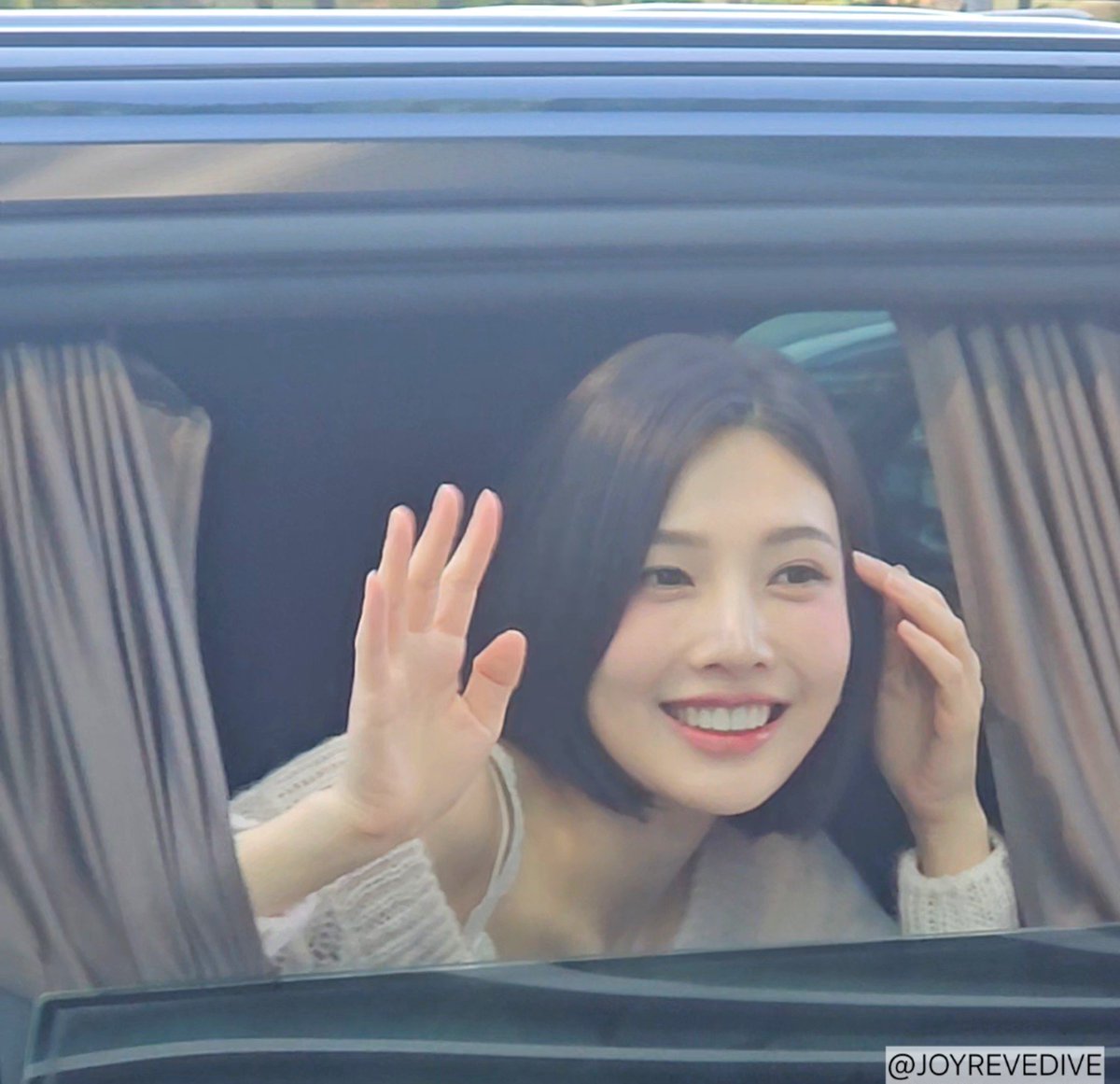 JOYREVEDIVE's tweet photo. 261007💚JOY💚#조이 동물농장 퇴근길 https://t.co/yy7EreDnmZ