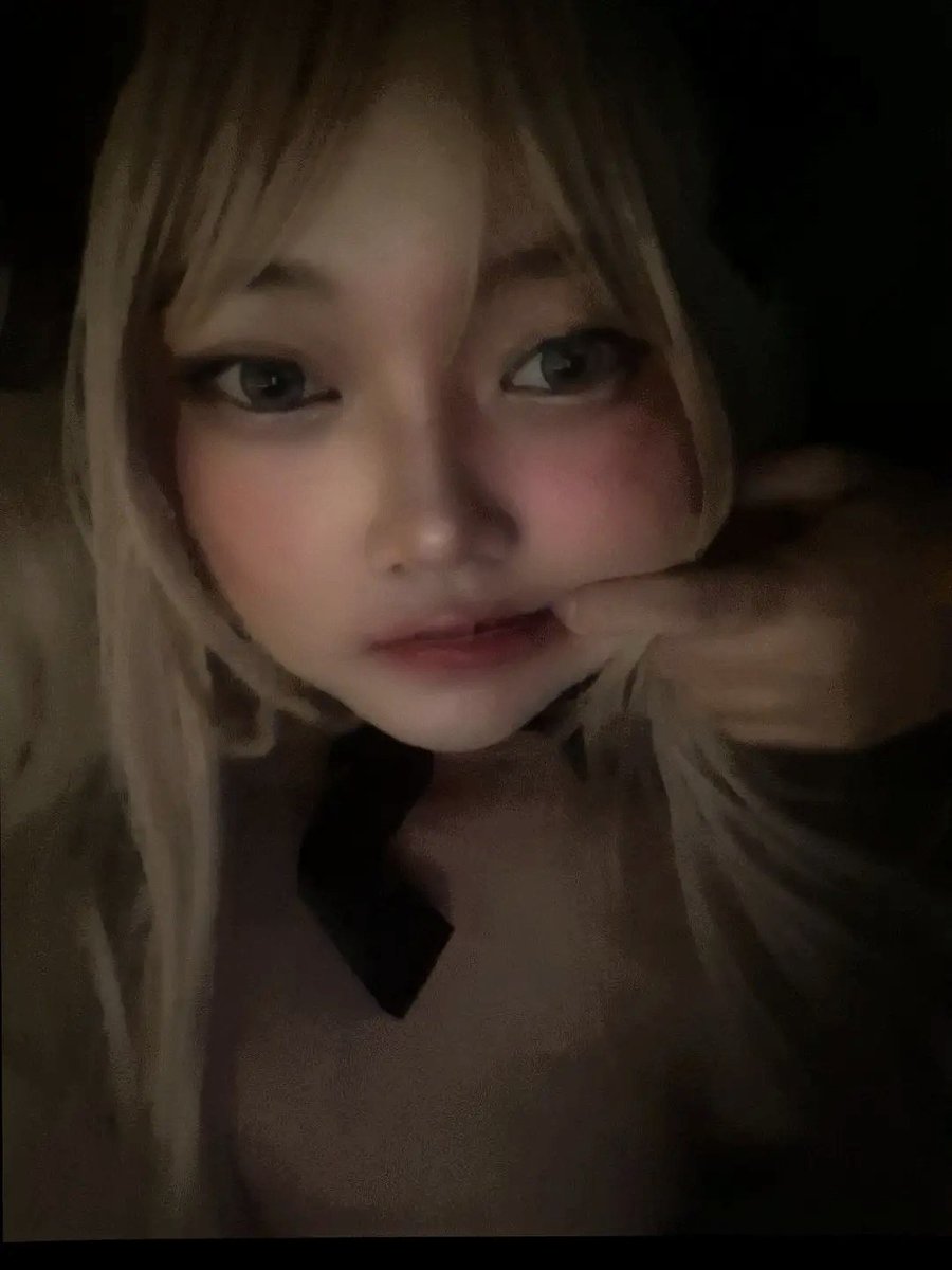 mipkage's tweet photo. Lagi belajar make up serem untuk halloween (iyh gagal) https://t.co/144smYEEcM