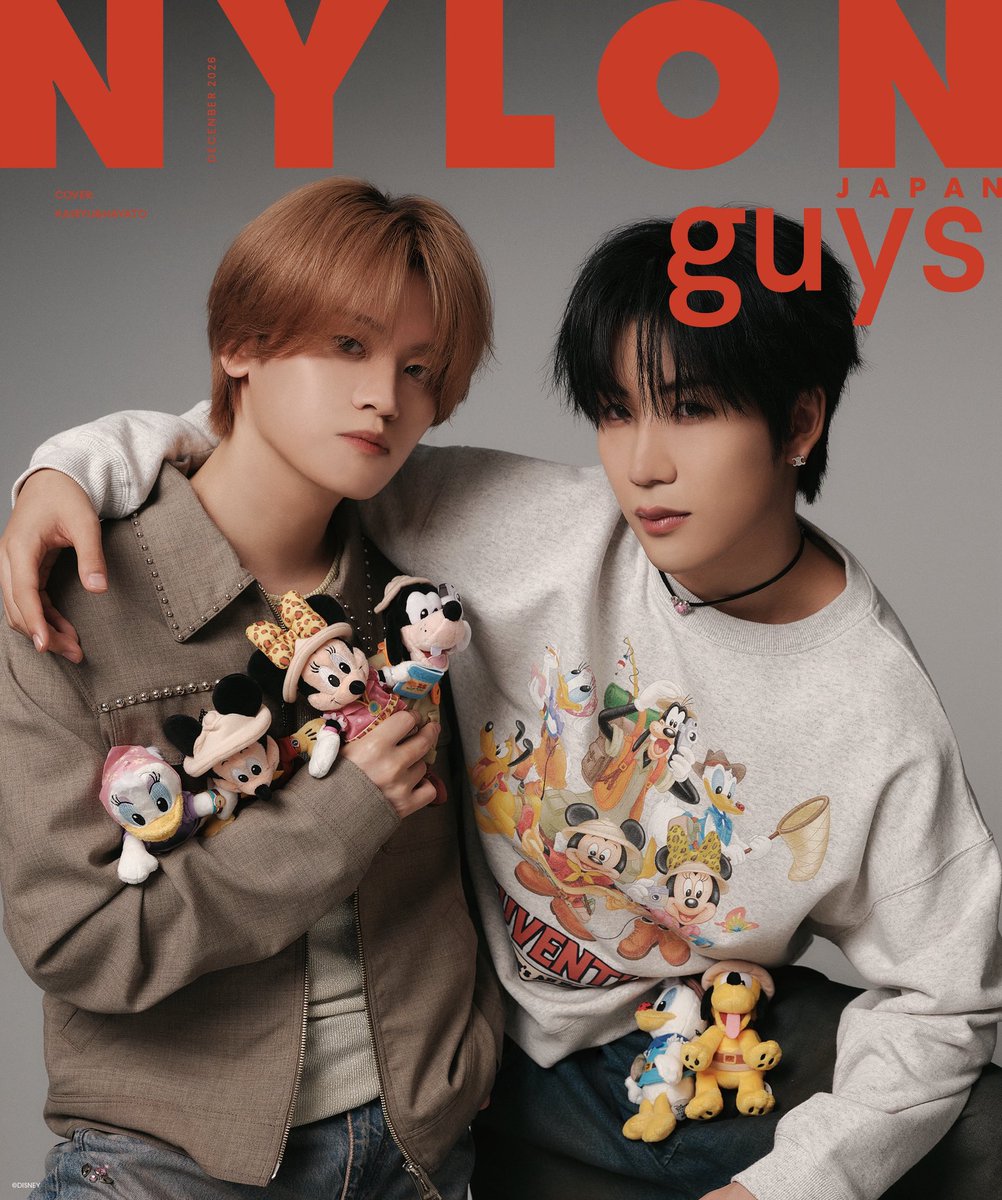 NYLONJAPAN's tweet photo. 🌟次号特別版カバー解禁🌟
大注目のダンス＆ボーカルグループ #MAZZEL の #KAIRYU & #HAYATO が、10月28日発売『NYLON JAPAN』12月号特別版のWカバーで登場💖

普段からDISNEYが大好きな二人が、「Disney SERIES CREATED by MUS」（@MUS_official_）のアイテムを纏ったスーパーPOPなファッションストーリーは必見📚✨

詳細はこちら
🔗https://t.co/PmbYqFQhoN