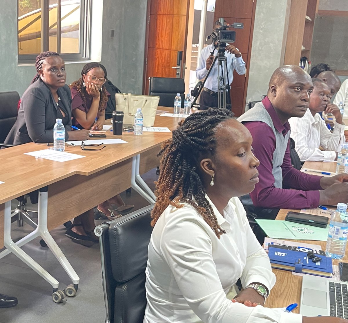 Accu_Ug's tweet photo. Engaging district leaders and relevant duty bearers at national level on emerging service delivery concerns in the education sector ranging from understaffing, dilapidated infrastructure, overcrowding in classrooms among others.
@ntvuganda @Educ_SportsUg @MoLGUganda @mopsuganda https://t.co/Map4Uwu8pu