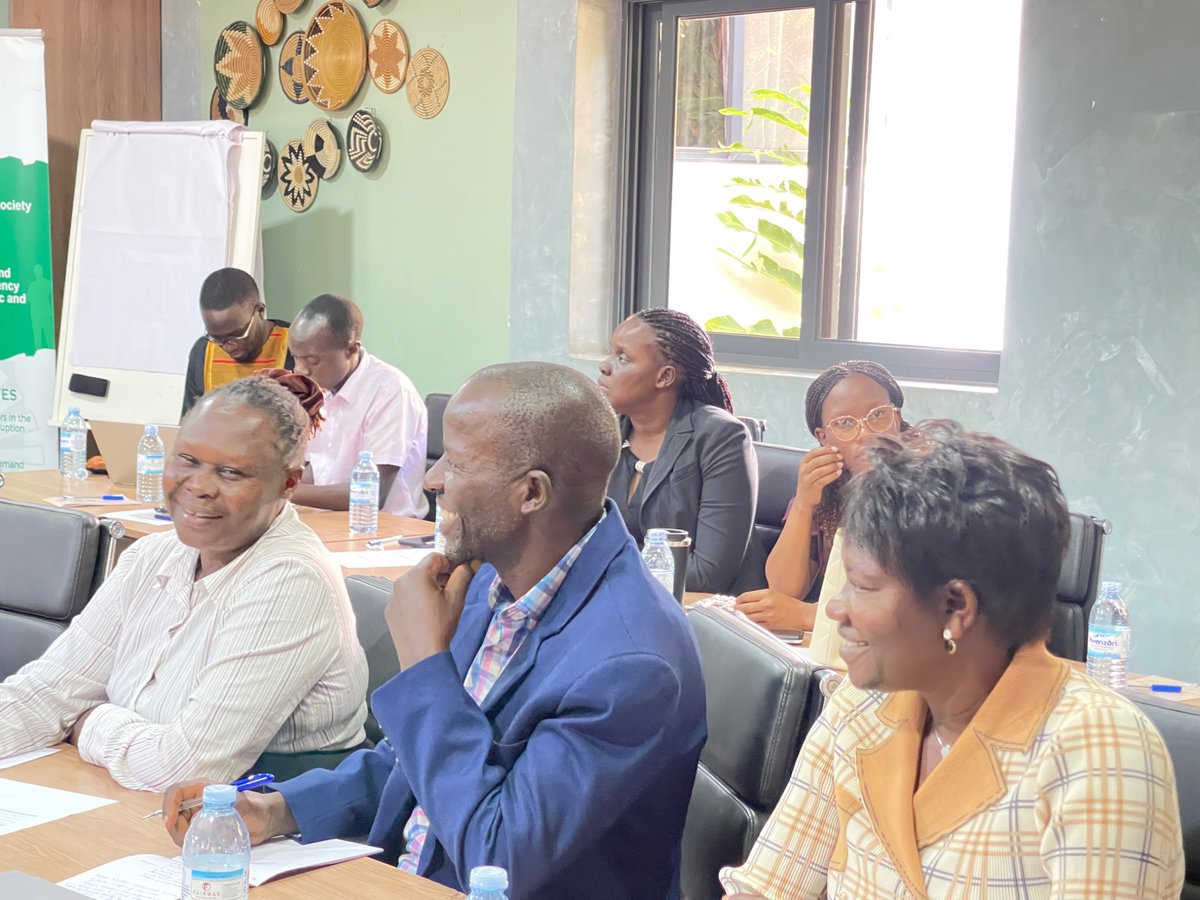 Accu_Ug's tweet photo. Engaging district leaders and relevant duty bearers at national level on emerging service delivery concerns in the education sector ranging from understaffing, dilapidated infrastructure, overcrowding in classrooms among others.
@ntvuganda @Educ_SportsUg @MoLGUganda @mopsuganda https://t.co/Map4Uwu8pu