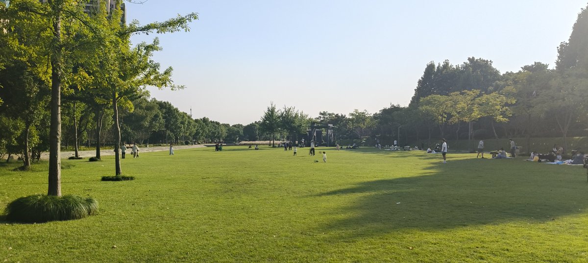 MAPPFEP's tweet photo. 朋友推荐的一个很不错的公园，安静祥和，适合放空，直出无滤镜 https://t.co/LJDSuRiYAG