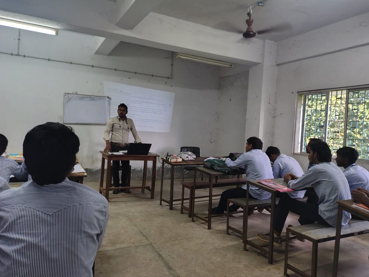GManbazar's tweet photo. Employability Skills Class in Progress...

Empowering our trainees with communication, career readiness and soft skills at Manbazar Govt. ITI.

#EmployabilitySkills #SkillIndia #ManbazarGovtITI https://t.co/tz1THaBwhN