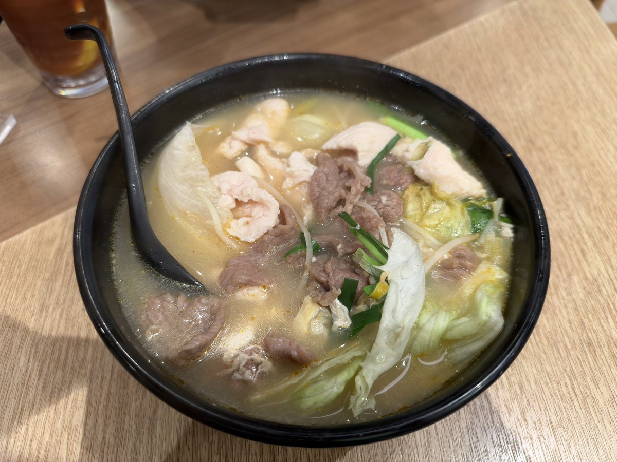 Tomato122345's tweet photo. やっと仕事が一旦終わって、昼飯食べられる https://t.co/3EIj0tjSWd