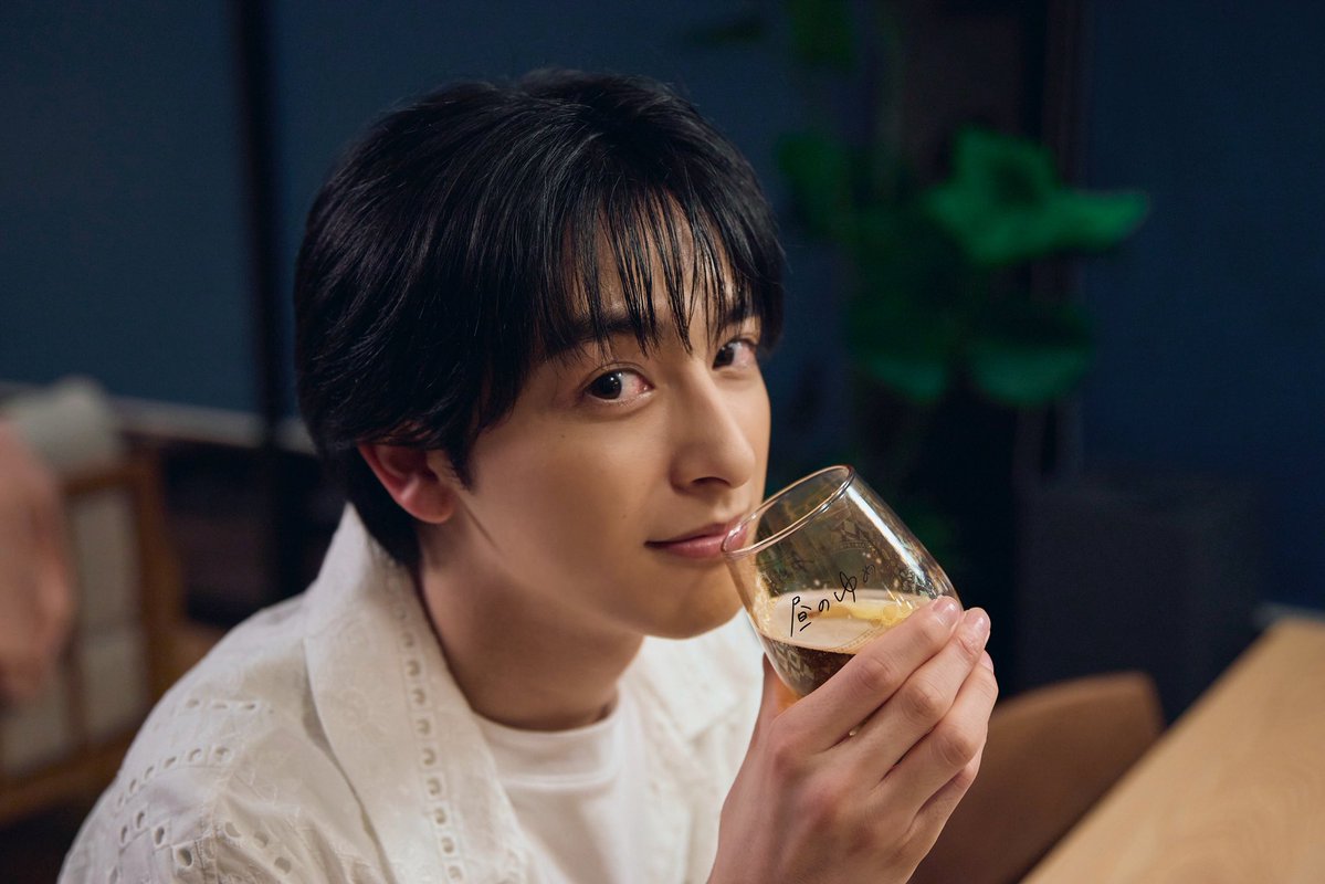 25ji_akasakade's tweet photo. 🎂 𝘏𝘢𝘱𝘱𝘺 𝘉𝘪𝘳𝘵𝘩𝘥𝘢𝘺 🩵

本日10月7日は
白崎由岐役 #新原泰佑 さんのお誕生日🎂꙳︎︎ ⟡
おめでとうございます✨

たくさんの愛に包まれている新原さん🩵
素敵な1年になりますように💐

未公開オフショットをプレゼント🎁

#ドラマ25時赤坂で Season2 https://t.co/WzTBCEpGjO