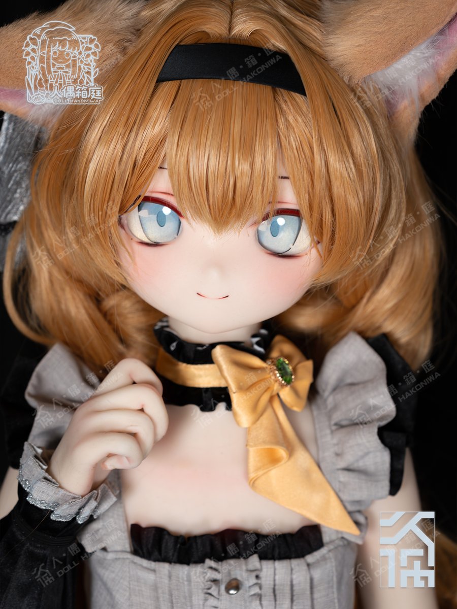 dollhakoniwa's tweet photo. 「何か視線を感じるような……？」
#人形箱庭 #等身大ドール #アニメドール #コスプレ #フィギュア #ブルアカ #伊落マリー #DOLLHAKONIWA #animedoll #BlueArchive #IochiMarī #figure #bjd #cos https://t.co/TmCO4xf17Y