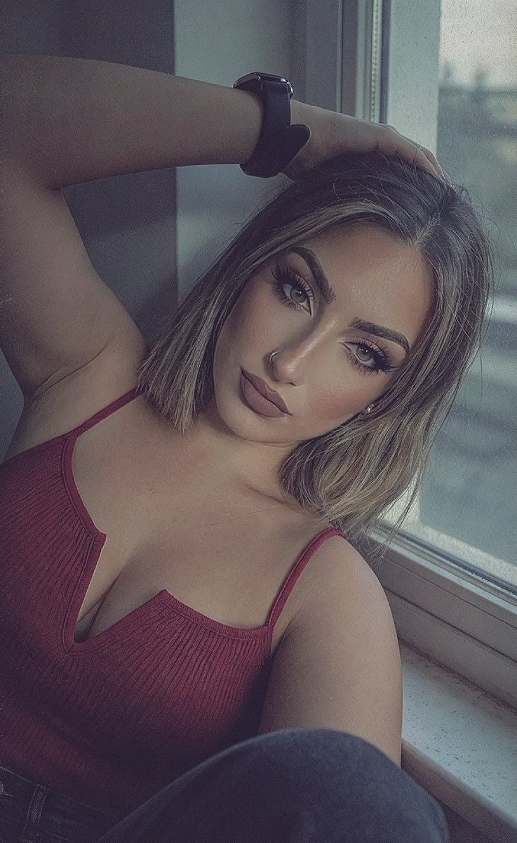 QueenNereaa's tweet photo. Tengo ganas de jugar con vuestras nominas recien cobraditas inutiles🤭🤏🏻💸 https://t.co/LDsLQVpN1i