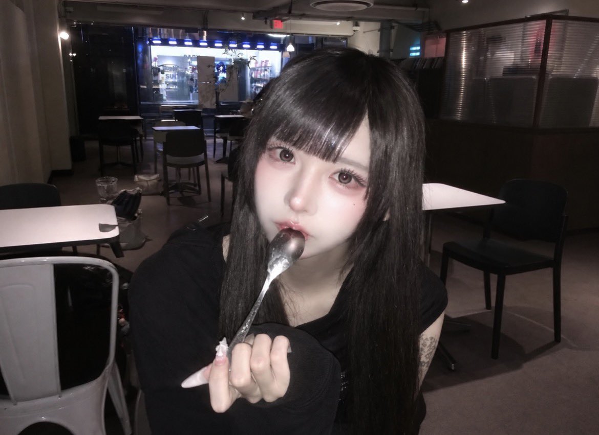 rio_xx_s2's tweet photo. インスタ開いた瞬間に出てきたこのはにゃが可愛すぎて最初インフルエンサーの女の子かと思った https://t.co/RS5ipO29Cv