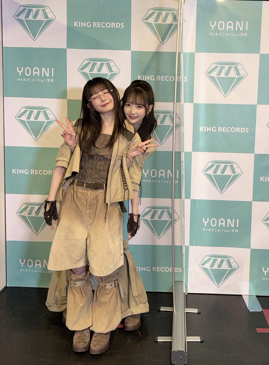 nagata_shiori_'s tweet photo. さやちゃん✩.*˚お誕生日おめでとう🎂🎂🎂
四六時中可愛くてすごすぎる！！！いつも私たちのお姉さんでいてくれてありがとう＞ᴗ＜
ずっとずっとラブ♡さやちゃんなのです♪♪♪フフン🫶

幸せいっぱいな1年になりますように( ơᴗơ )♡( ơᴗơ )♡ https://t.co/0tdvrBEzaq