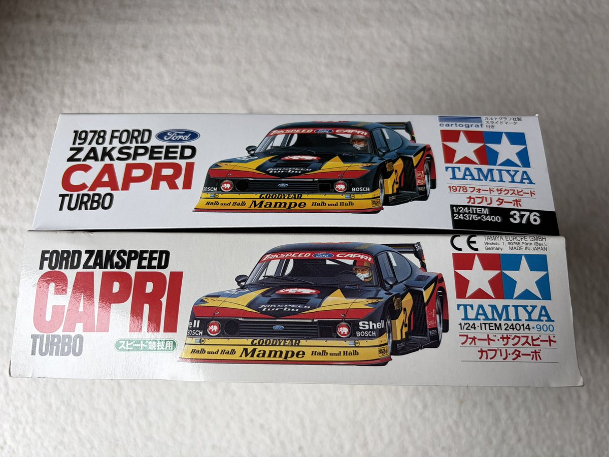 qgmtko's tweet photo. タミヤのフォードカプリの新旧キットを組み立てます。古い方は1981年発売だから、44年目のリニューアル。箱の文字が変わって、シェルのステッカーが無いね。デカールはカルトグラフに変更。パーツの樹脂の色も変わってます。#プラモデル #タミヤ #フォード #カプリ #plasticmodel https://t.co/LYbyBS4EaB