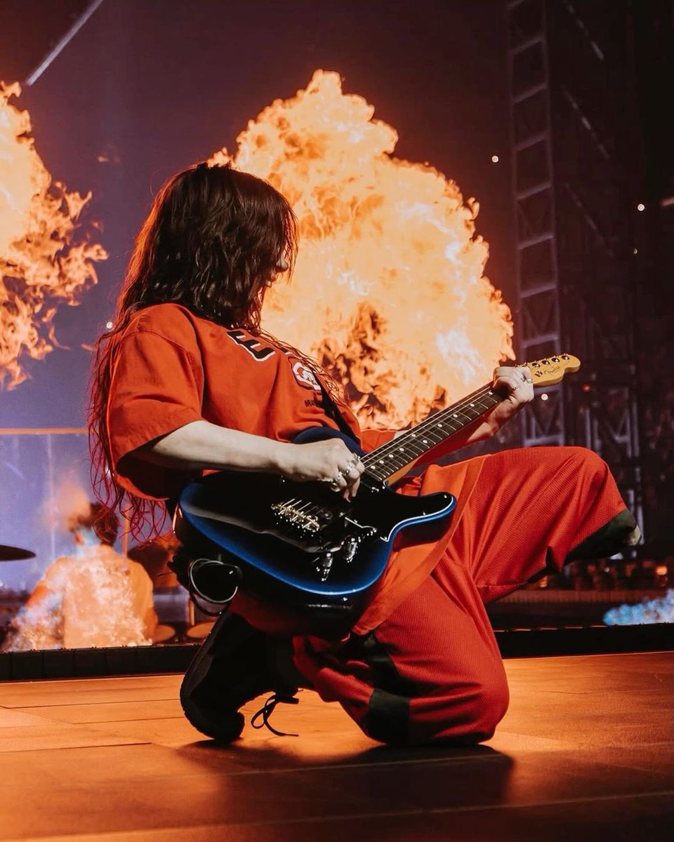 billieupdate_'s tweet photo. RUMOUR: Billie Eilish is allegedly planning a huge 2027-2028 world tour! 🚨🌍 

• Expected venues: Arenas, Festivals &amp; Stadiums.

• Covered regions: Europe, NA, LATAM, Asia &amp; AUS/NZ.

• Announcement expected in 2027 along with her next album era https://t.co/YanibFniBe