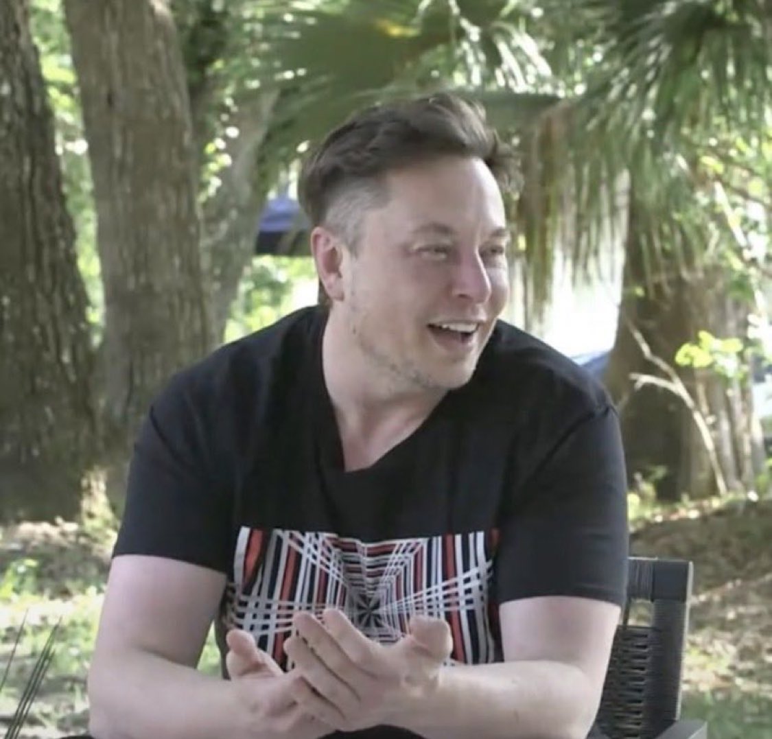 elonR_Musk1971's tweet photo. BE HONEST… 👀❤️

“What are women most looking for in a man?”

A) A man who loves you deeply ❤️
B) A man who can provide financial security 💰
C) A man who respects and understands you 🤝
D) A man who stays loyal no matter what 💍 https://t.co/A6X0p72USt
