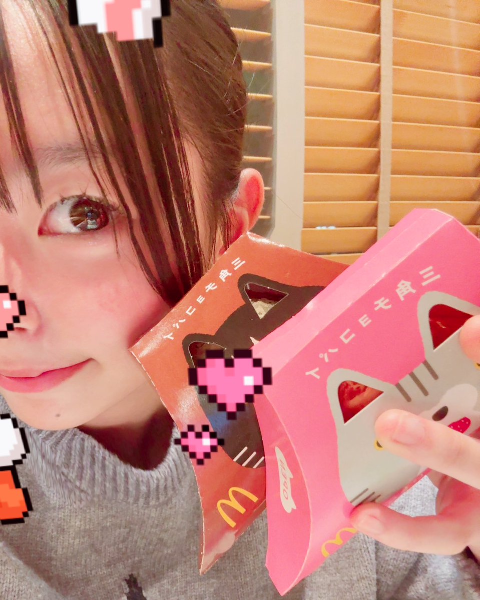 9xkr4's tweet photo. 目の焦点どこやねん。いったんデブ活 https://t.co/cbPbDyfPL2