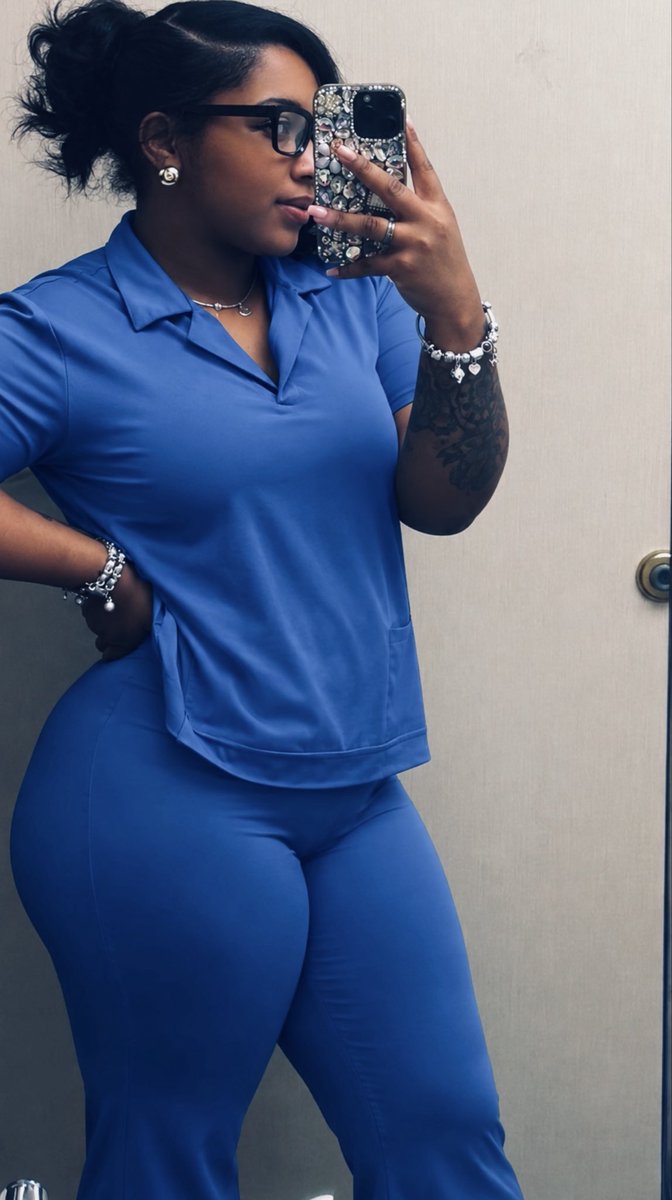 e_marquell's tweet photo. Postpartum body tea😌 https://t.co/fg3N0X4Lmm