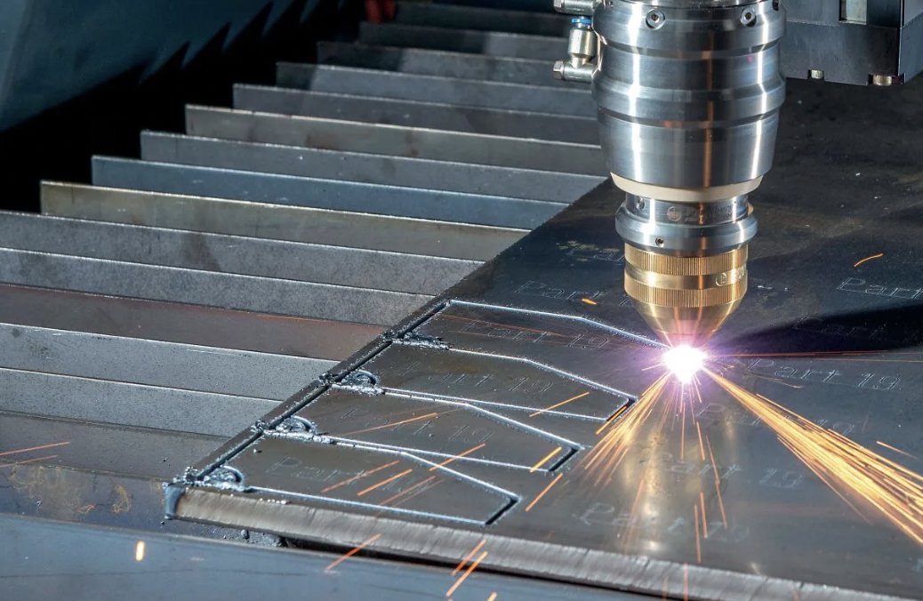 FFJournalUpdate's tweet photo. PLASMA TECHNOLOGY // REACTIVE VS. PROACTIVE 

Plasma technology advances beyond cut quality to intelligent processing. 

Read more ➡️ https://t.co/gFlEUk6uAe https://t.co/J6K6w0Z8Xg