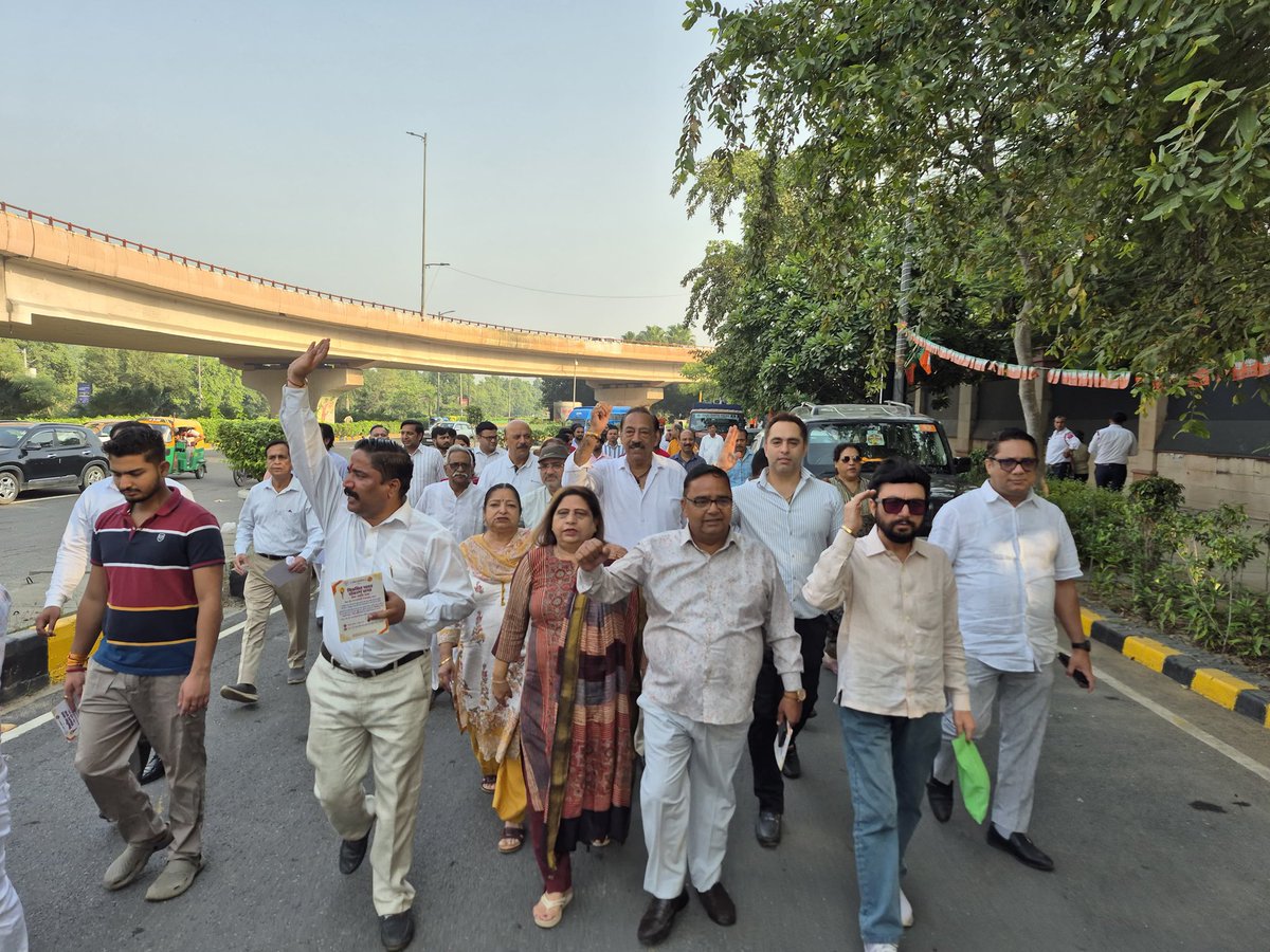 2222Bhatia's tweet photo. आज नई दिल्ली में आयोजित ‘विकसित भारत संकल्प सभा’ में शामिल होने का अवसर मिला। 🇮🇳

प्रधानमंत्री श्री नरेंद्र मोदी जी के सार्वजनिक जीवन में 25 वर्षों की सेवा यात्रा के इस महत्वपूर्ण अवसर पर आयोजित कार्यक्रम में उपस्थित होकर विकसित भारत के संकल्प को और मजबूत करने की प्रेरणा मिली। https://t.co/OACiUbD7It