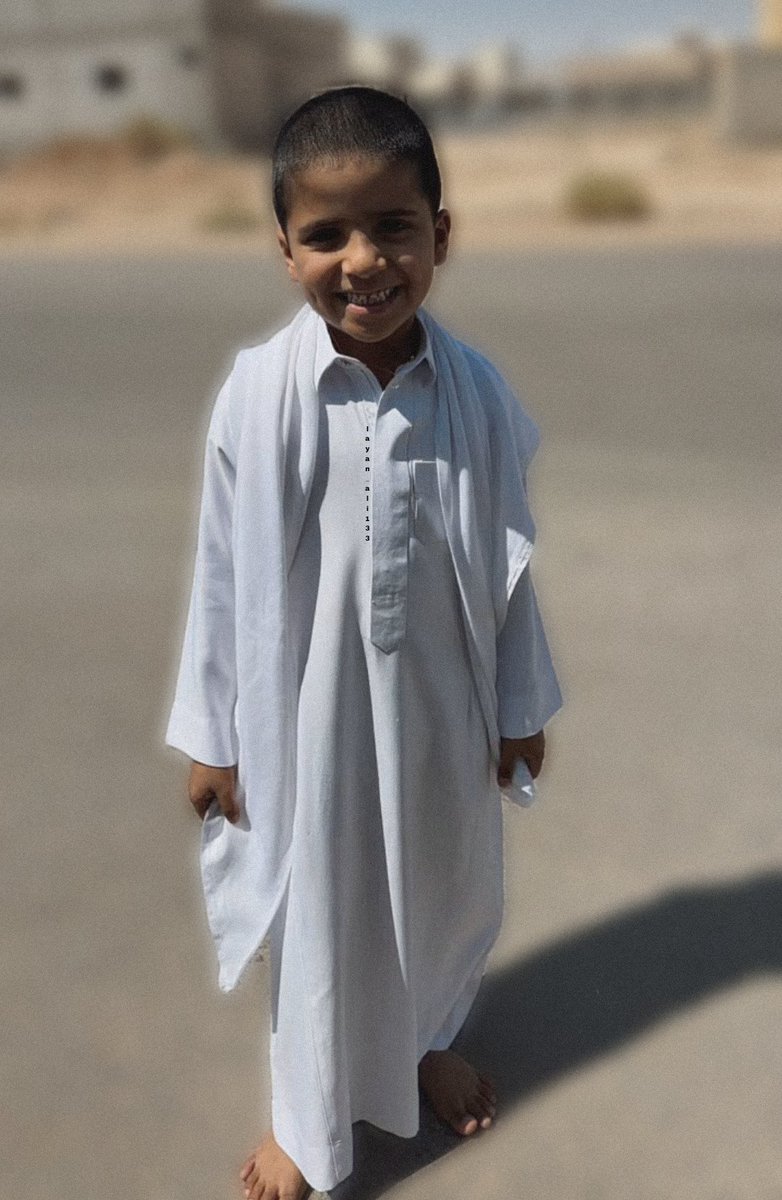 layan_ali133's tweet photo. احب ذا الورع وسوالفه بسم الله على قلبه   يشخص بالغتره للمدرسه ❣️❣️🥹

ـ #فلاح_مهذل ـ @_zr3i ـ @e14oii ـ https://t.co/0o3vrZTrLI