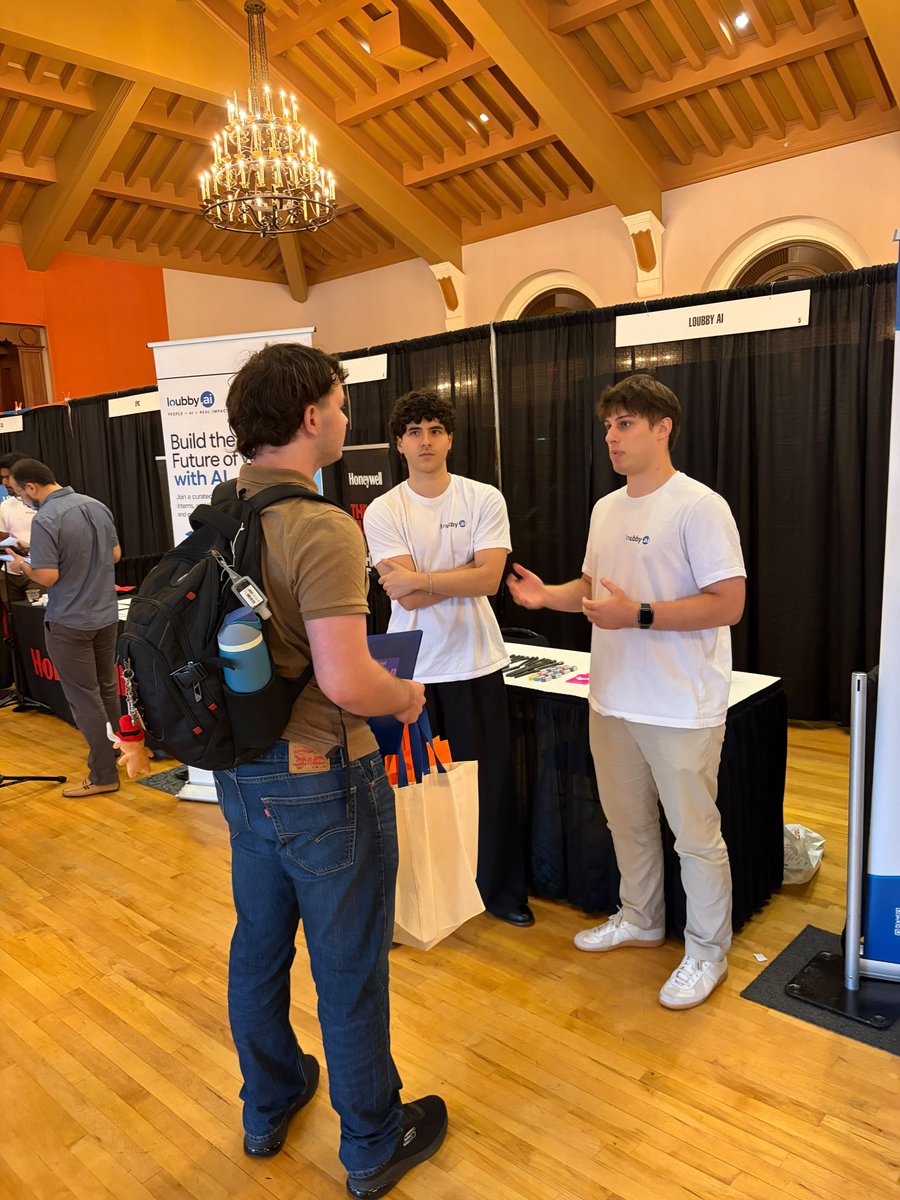 loubby_ai's tweet photo. Loubby AI was live @UTiSchool Career Fair at @UTAustin to connect with emerging technical talent and help students access opportunities with organizations looking for skilled professionals.
#LoubbyAI #UTAustin #CareerFair #TechTalent https://t.co/POIBSjDkdh