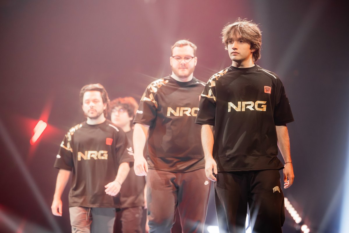 NRGgg's tweet photo. We look so good https://t.co/0wigdOca1h
