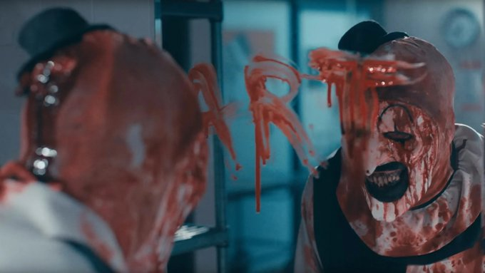 Gibboanxious's tweet photo. Terrifier 2 (2022)

dir. Damien Leone https://t.co/9SzUM95y9d