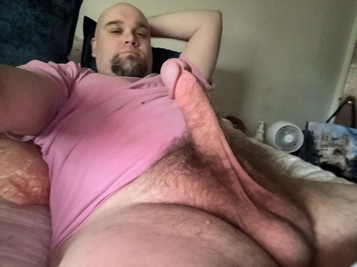Zacksacmeal's tweet photo. Gm yall. Who wants to suck my dick? #oral #morning #thick #cut #bear #gay #gaydaddybears #hairyguys #hairy #bigballs @beefy_guys @LowHanginBalls https://t.co/jvzUuhhILe