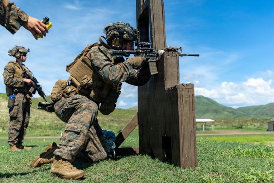 defense_civil25's tweet photo. 🚨Update: The Army is considering using World War 2 era M1 Garand rifles for the upcoming execution at Fort Hood, Texas. The .30-06 Springfield round (7.62×51mm NATO) is more powerful than the standard US Army M4/16 5.56 rifle round. The Execution Officer will make the final decision soon!