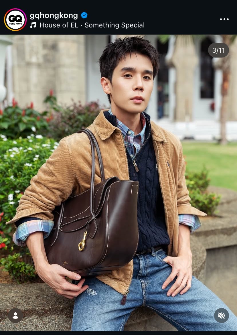 Sanusi257729's tweet photo. Jimmy Jitaraphol looks incredible in this flawless fit.His striking presence highlights the premium craft of the Polo Ralph Lauren Polo Blaze bag perfectly.

#JimmyxRalphLauren 
#ThePoloBlaze 
#PoloRalphLauren 
#RalphLaurenMY 
@RalphLauren #RalphLauren 
@jimmyyjp_  #jimmyyjp https://t.co/NtpcVk3QN8