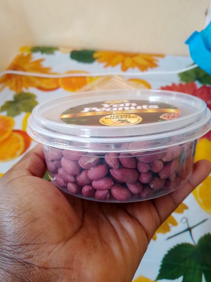 leonora_ahinga's tweet photo. Jumbo packs at 300ksh only,Medium packs at 200ksh only,Mini packs at 100ksh only.roasted peanuts type;Red, nutrition value as shared on the quote, orders;website on bio,Whatsapp biz 0708817976,payment;pochi la biashara 0708817976, karibuni customers 🤗 the heartbeats of Yah peanuts🙏🏾