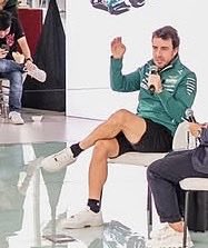 leo_alo14's tweet photo. sat like a pretty princess 👑💚💚
#fernandoalonso #cockshame #singapore https://t.co/HMVKhZ6vF0