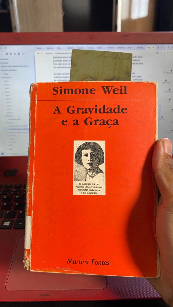 juanvittorr's tweet photo. “É por isso que a cruz é uma balança na qual um corpo frágil e leve, mas que era Deus, levantou o peso do mundo inteiro. ‘Dê-me um ponto de apoio, e eu levantarei o mundo.’ Esse ponto de apoio é a cruz. Não pode haver outro. https://t.co/vP4VBPsXta