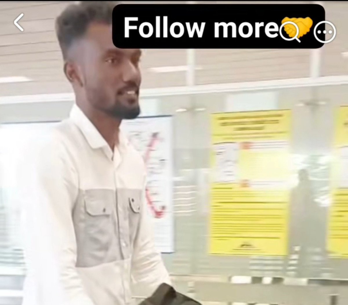 Iniyanspeaks's tweet photo. Anojan's Last pic's in Srilanka Airport
Man was left with So many hope but choosed Wrong country https://t.co/69G9ya5RPv