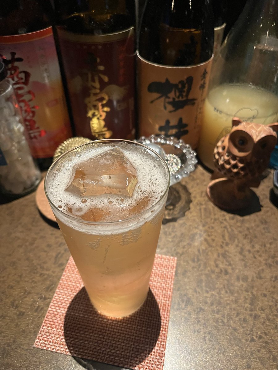 ASakurai308724's tweet photo. Party is overの桜井さんに憧れて
バーボンソーダ多分初めて飲んで
ハイボール系の味苦手なの忘れてて
次の日の朝めっちゃ調子悪かった😇 https://t.co/DHI356muCP