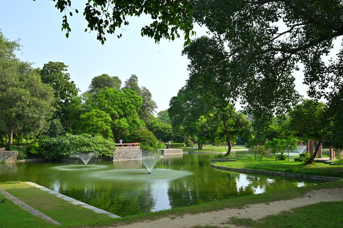 amitabhk87's tweet photo. Such a pleasure and a delight to experience the new Humayun Tomb Museum and the Restored Gardens. The gardens are a wonderful breathing lung in the heart of Delhi .

@AKF_Global and Rateesh Nanda have done a remarkable job in bringing together the monument, the gardens, artefacts and stories of Delhi.

This is how India’s history and attractions should be preserved and presented. We need to build and support more of these living cultural spaces to boost tourism and recreate the history of Delhi in a lively, vibrant manner .