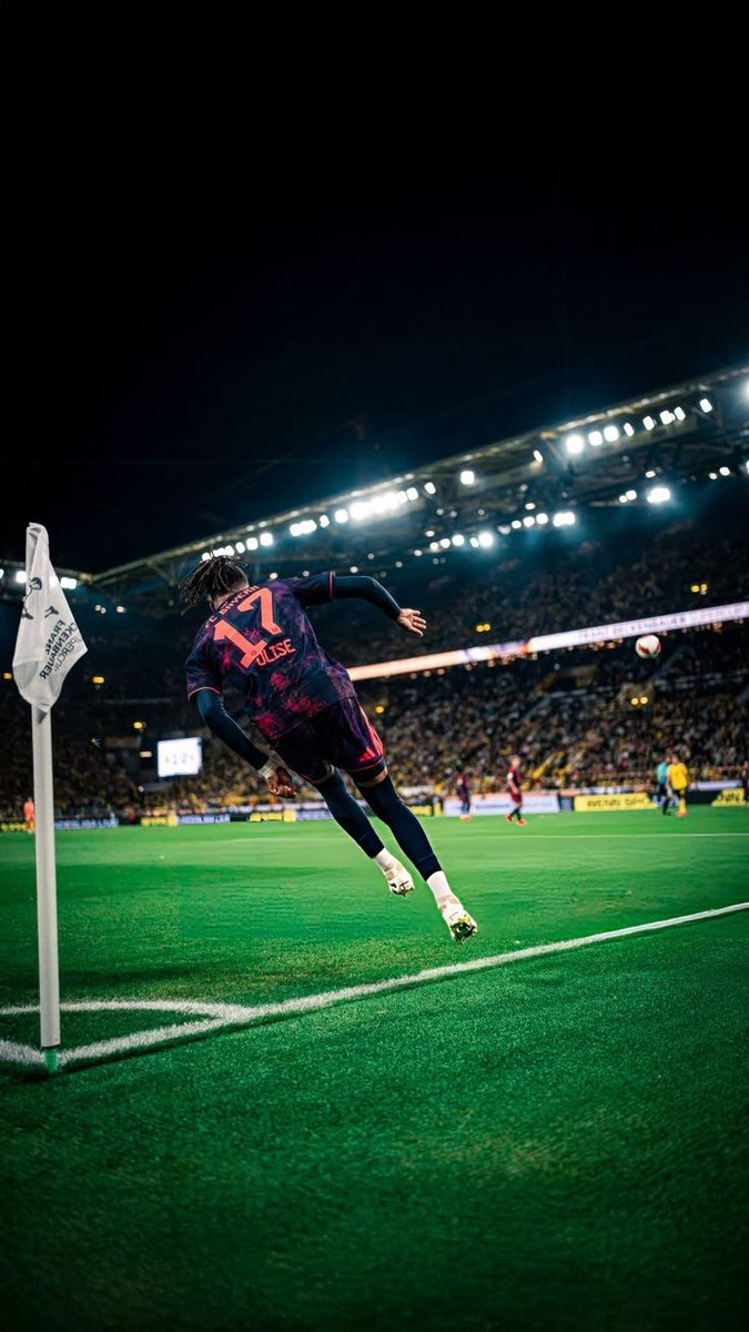 warifinowei_'s tweet photo. Robben had more raw power from a standing start.

Olise has everything else.

Dribbling. Passing. Delivery from wide. And now the finishing, with those long legs getting shots off from anywhere. https://t.co/VCqDn3Hvgc