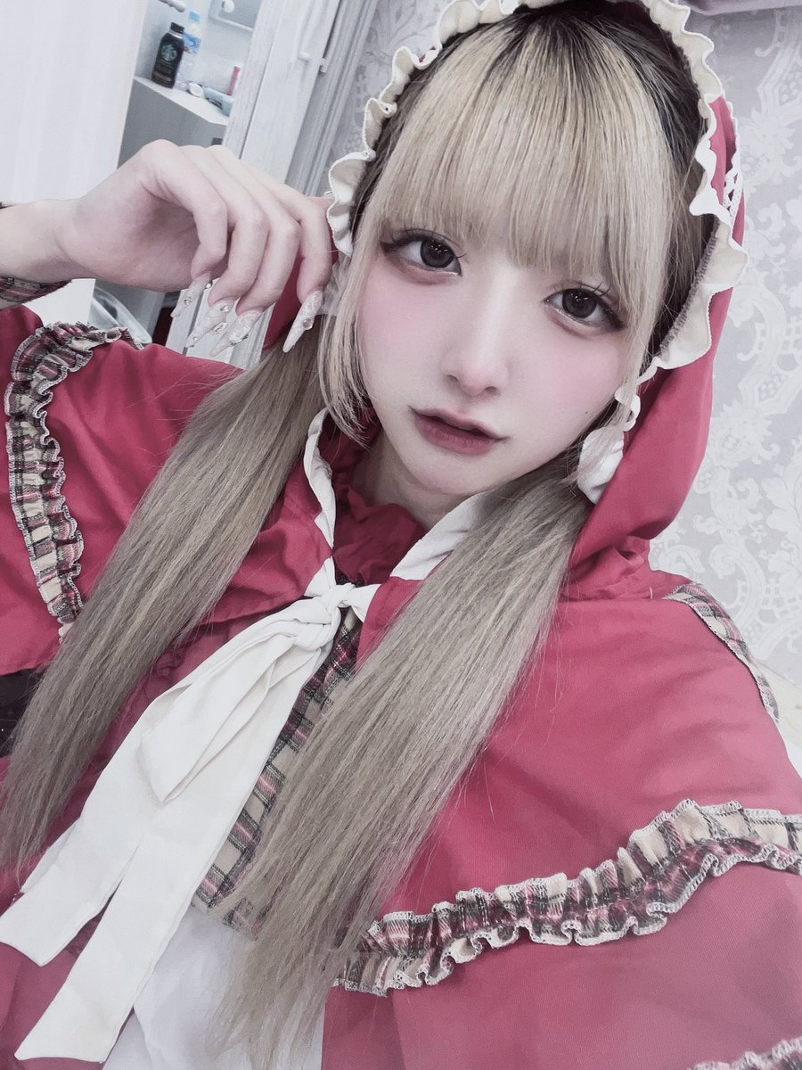 shinguil_pechi's tweet photo. 【定期公演】
ありがとうございます！
ぺちは最後の定期公演でした❗️❗️寂しいね
いつも通りの定期公演で安心したしこれが私っぽいよね🙂‍↕️
沢山きてくれてありがとうございます😭
本当ーに実感がなさすぎるのが事実、いつ実感湧くのかが怖すぎます！
次は10/10ラストライブです🙂‍↕️ https://t.co/REveZN1hxO