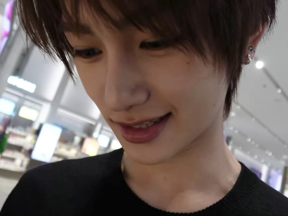 __kichan__'s tweet photo. So handsome...…🤤🤤🤤 https://t.co/ywrDiTvvCz