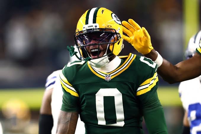 CaughtsonWatson's tweet photo. Jerry rice. Randy Moss. Megatron

These names are often debated to be the GOAT. Be glad there’s still even a debate. Unbiasedly I think when all the dust settles Matthew Golden is taking that title.

Who agrees? https://t.co/q30wUbnSZ0