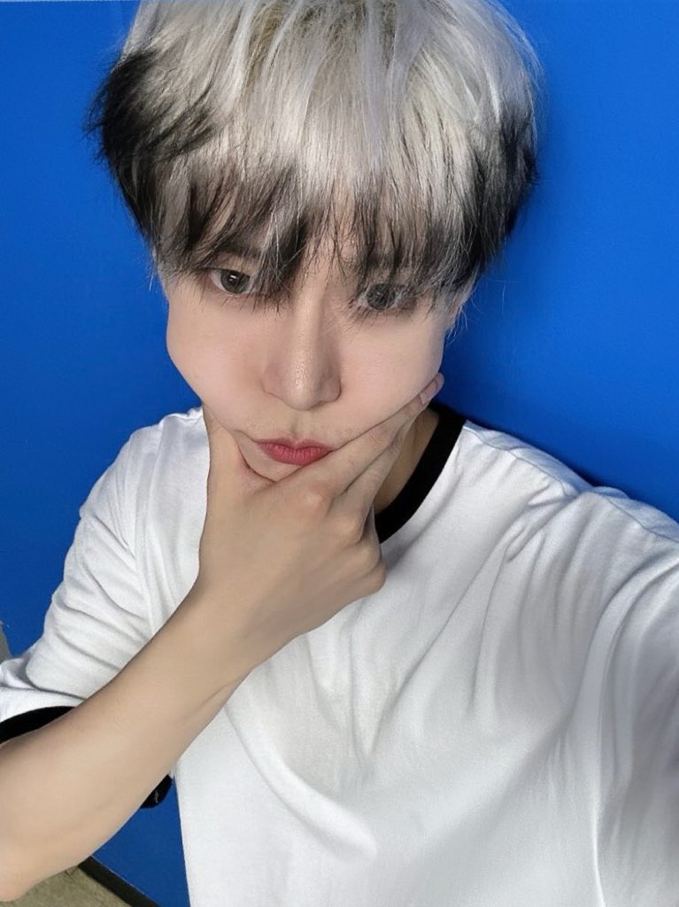 haemjjitokki's tweet photo. it's him https://t.co/tZ8hYwg9UB