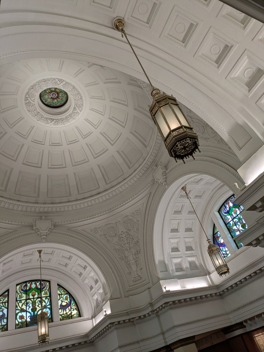 MopMagnIPs33896's tweet photo. 上野にある、国立科学博物館に行ってきました
建物は重要文化財で、ネオルネサンス様式というそうです😀 https://t.co/p8D21MPKos