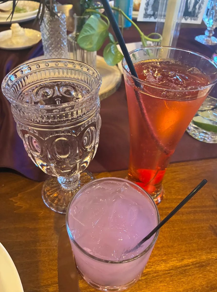 Lee_e4's tweet photo. needed this little drink break more than i thought https://t.co/bBeYpLeIxB