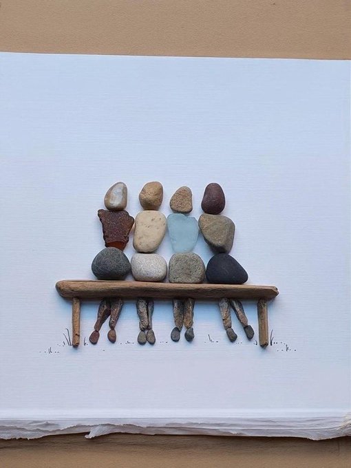 Rainmaker1973's tweet photo. Pebble art 

[🪨  Jane Steven] https://t.co/AzPE38meBu