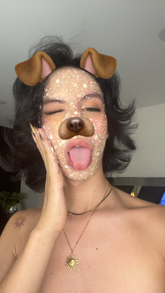 Emmyfox__'s tweet photo. Tu perrita?🥺🥹
Your little dog?🥹🥺 https://t.co/vygsieKXXE