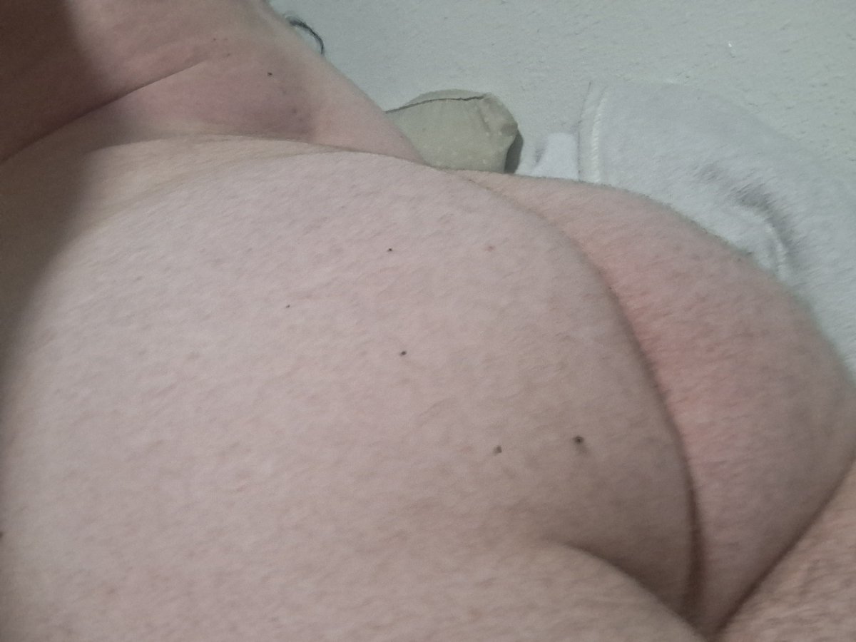 Femmeboy777's tweet photo. Got bored and took some pics https://t.co/dLSWTgRyla